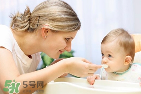 水痘期間不能吃什么？得水痘不能吃什么食物？