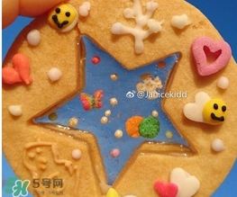 彩繪玻璃餅干怎么做？彩繪玻璃餅干做法