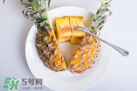 便秘可以吃菠蘿嗎？吃菠蘿會便秘嗎？