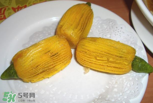 枇杷可以和海鮮能一起吃嗎？枇杷和海鮮一起吃吃好嗎？