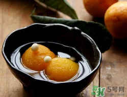 枇杷和川貝能一起吃嗎？川貝和枇杷能一起燉嗎？