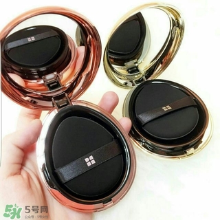 flowfushi氣墊粉色和金色哪個(gè)好？flowfushi氣墊粉色金色對(duì)比