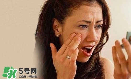 臉色發(fā)黃是什么原因？臉色發(fā)黃吃什么調理更好？