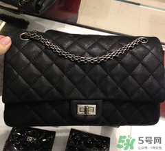 香奈兒255包尺寸怎么選？chanel255包尺寸對照表