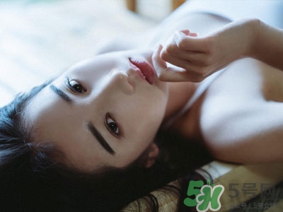 如何與妹子調(diào)情？如何調(diào)情妹子才開心