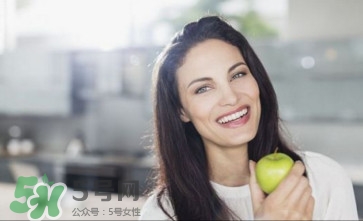 經(jīng)期頭痛惡心是怎么回事？經(jīng)期頭痛的治療方法
