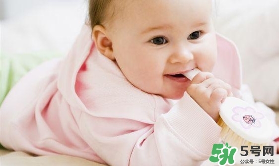 寶寶咳嗽可以吃雞蛋嗎？寶寶咳嗽老不好怎么辦？