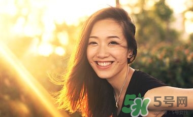 女人熬夜怎么保養(yǎng)皮膚？女人熬夜吃什么補品好？