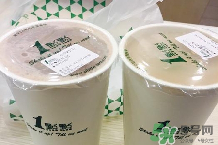 喝一點點奶蓋要攪拌嗎？奶蓋直接喝還是用吸管？