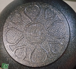 麥飯石鍋是什么材質(zhì)？麥飯石鍋是石頭做的嗎？