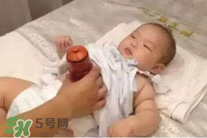 寶寶氣管炎艾灸治療有用嗎？寶寶氣管炎艾灸效果如何