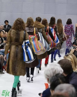 巴黎世家編織袋很貴嗎？balenciaga春運(yùn)包為什么這么貴？