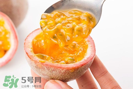 百香果泡水好喝嗎？百香果泡水什么味道？