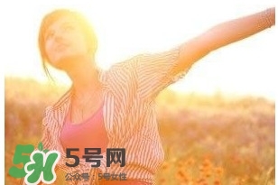 如何治療乳房濕疹？治療乳房濕疹吃什么好