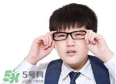 近視眼怎么自然恢復？近視眼如何自然恢復