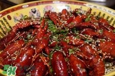 吃小龍蝦喝什么飲料？小龍蝦配什么飲料最好？