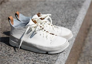 clarks三瓣鞋正品多少錢？clarks其樂三瓣鞋專柜價格