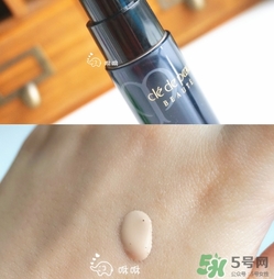 cpb粉底液和粉霜哪個好？cpb粉底液和粉霜區(qū)別