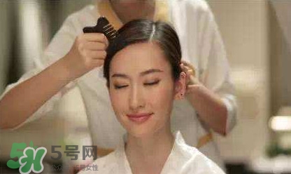 刮痧能治頸椎病嗎？頸椎病刮痧正確圖片