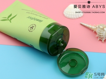 悅詩風(fēng)吟綠茶洗面奶適合什么膚質(zhì)？悅詩風(fēng)吟洗面奶適合油性肌膚嗎？