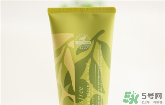 悅詩風(fēng)吟綠茶洗面奶適合什么膚質(zhì)？悅詩風(fēng)吟洗面奶適合油性肌膚嗎？