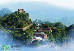 5月份去武當(dāng)山穿什么？五月份去武當(dāng)山穿什么衣服？