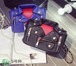 moschino機(jī)車(chē)包正品多少錢(qián)？莫斯奇諾機(jī)車(chē)包專(zhuān)柜價(jià)格