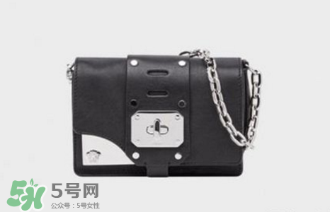 范思哲鏈條包正品多少錢？versace鏈條包專柜價(jià)格