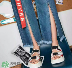牛仔闊腿褲搭配什么鞋子？闊腿牛仔褲搭配什么鞋子好看？