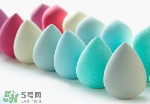 美妝蛋可以干用嗎？美妝蛋使用前要打濕嗎？