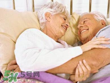 老年人還能性生活嗎？老年人的性生活需要注意什么？