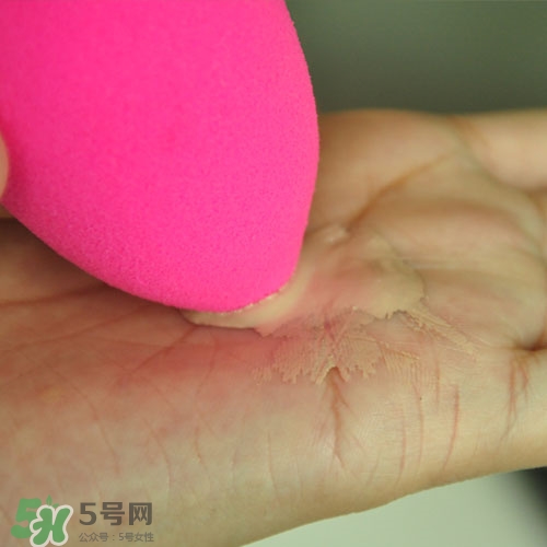 美妝蛋可以用香皂洗嗎？美妝蛋可以用肥皂洗嗎？