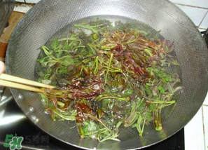 香椿為什么要焯水？香椿怎么焯水？