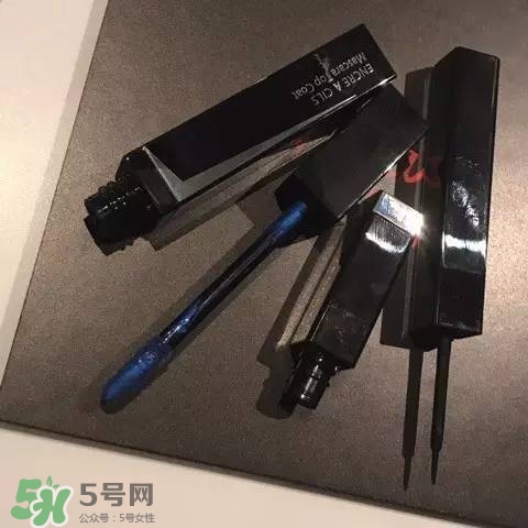 紀梵希花朵浮雕彩妝盤多少錢？紀梵希花朵浮雕高光修容盤價格