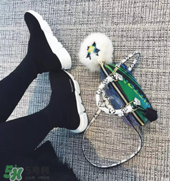 今年流行乾隆皇帝的鞋是什么牌子？乾隆皇帝同款鞋是哪個品牌？