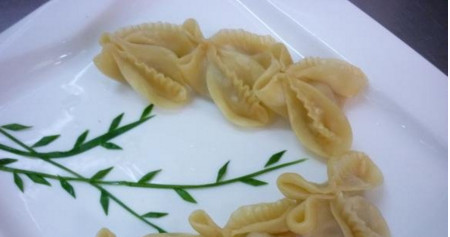 地菜餃子怎么包好吃？地菜餃子餡怎么做好吃