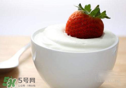 過(guò)期酸奶可以做面膜嗎？過(guò)期酸奶能不能做面膜？