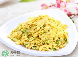 香椿炒雞蛋有毒嗎？香椿炒雞蛋的禁忌