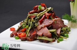 香椿和雞肉可同吃嗎？香椿和雞肉能一起吃嗎？