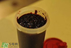 桑葚能染頭發(fā)嗎？桑葚染發(fā)劑自制