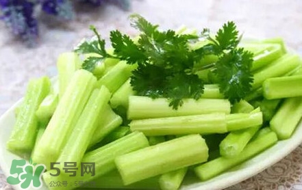 苦菊能和芹菜一起吃嗎？苦菊可以和芹菜一起吃嗎