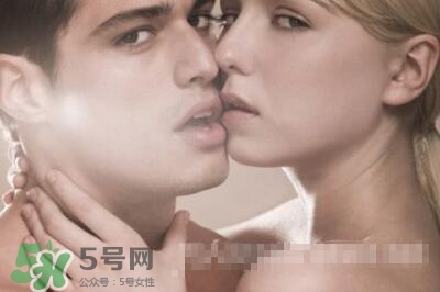 夫妻兩地分居怎么解決生理需求？夫妻兩地分居該如何相處？