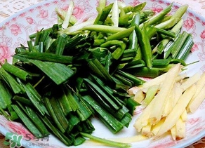 川菜中蒜苗回鍋肉怎么做？蒜苗回鍋肉的做法