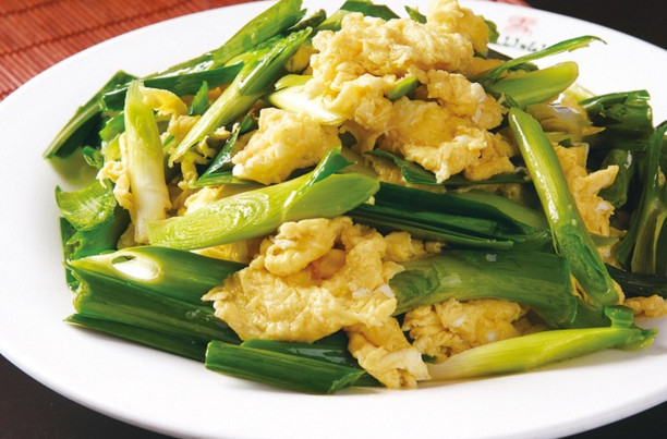 蒜苗是發(fā)物嗎？蒜苗是不是發(fā)物