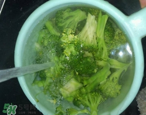 西蘭花要焯水嗎？西蘭花要不要焯水