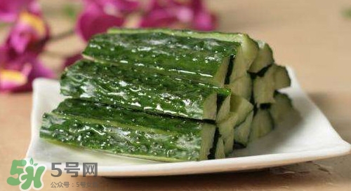 生吃黃瓜有什么好處？黃瓜生吃好還是熟吃好
