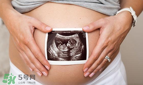 洗潔精洗碗對(duì)孕婦有傷害嗎？孕婦能用洗潔精洗碗嗎