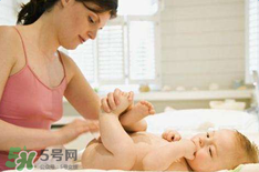 嬰兒濕巾哪種好？嬰兒濕巾哪個(gè)牌子好？