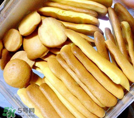 適合寶寶吃的小餅干怎么做？寶寶能吃的小餅干怎么做？