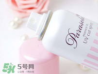 娜麗絲防曬噴霧和碧柔防曬霜哪個(gè)好？娜麗絲防曬噴霧和碧柔對(duì)比